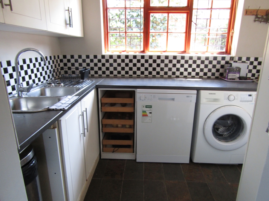 3 Bedroom Property for Sale in Humansdorp Eastern Cape